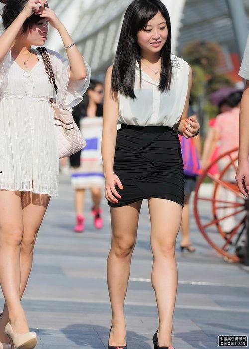 国产街拍美腿在线视频